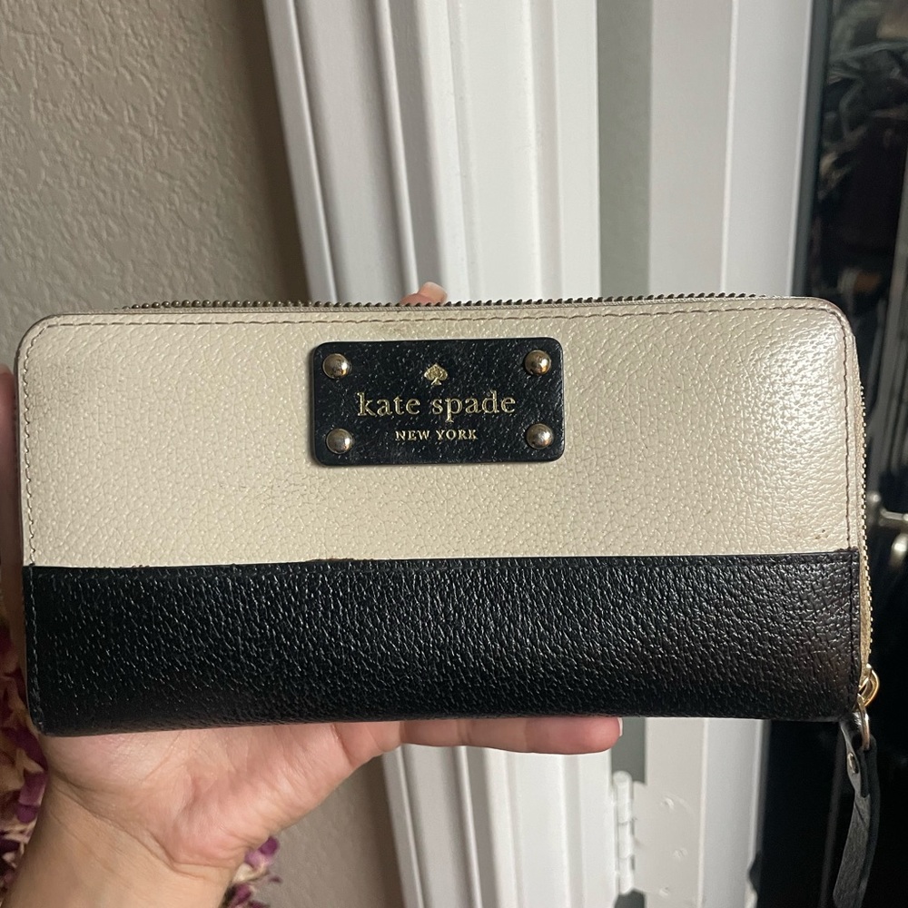 Kate spade wallet